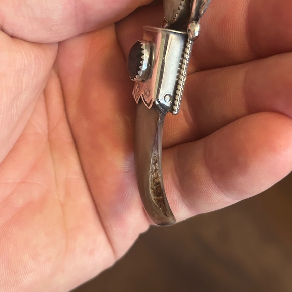 Sterling silver Native American bumblebee jasper & onyx signed bear claw pendant - Picture 6 of 9